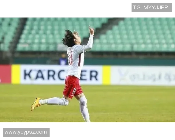 足球明星背后的辛酸故事与不为人知的困境揭秘 足球明星背后的辛酸故事与不为人知的困境揭秘