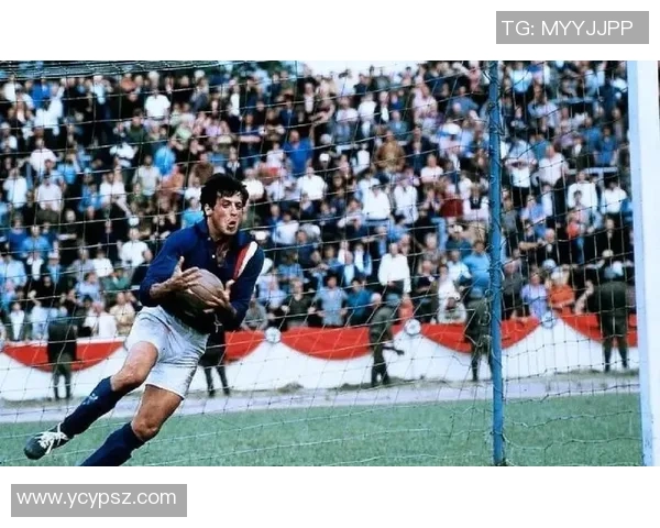 英国早期足球明星的传奇故事与影响力探讨