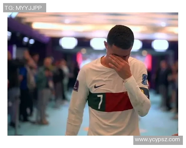 韩国队足球明星因失利泪洒赛场展现运动员不屈精神与情感深度 韩国队足球明星因失利泪洒赛场展现运动员不屈精神与情感深度